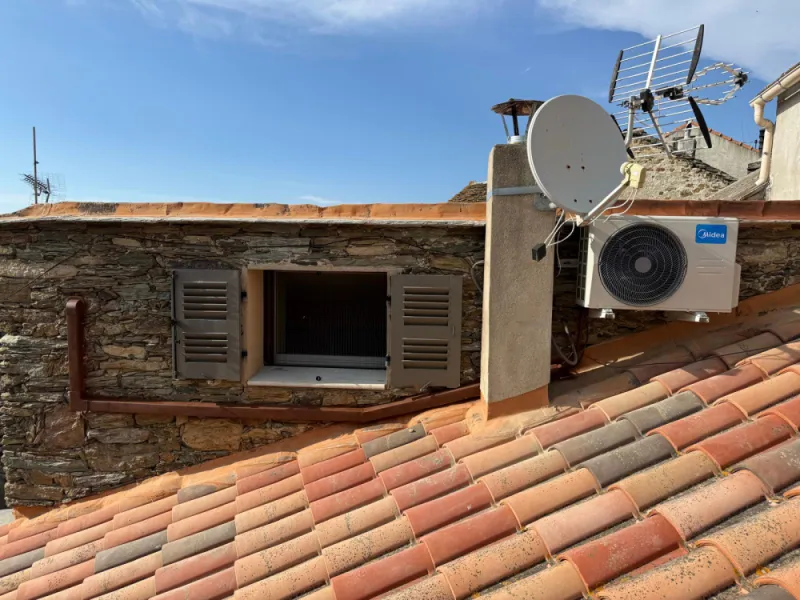 Installation climatisation bi-split Midea, Biguglia, CINQUINI & CO