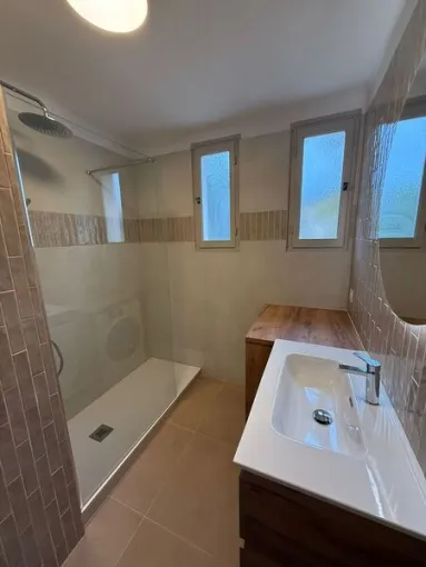 Rénovation complète d'une salle de bain et cuisine d'une maison à Biguglia, Biguglia, CINQUINI & CO