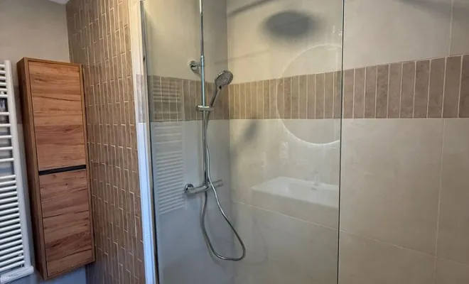 Rénovation complète d'une salle de bain et cuisine d'une maison à [soref:zone_pr], Biguglia, CINQUINI & CO