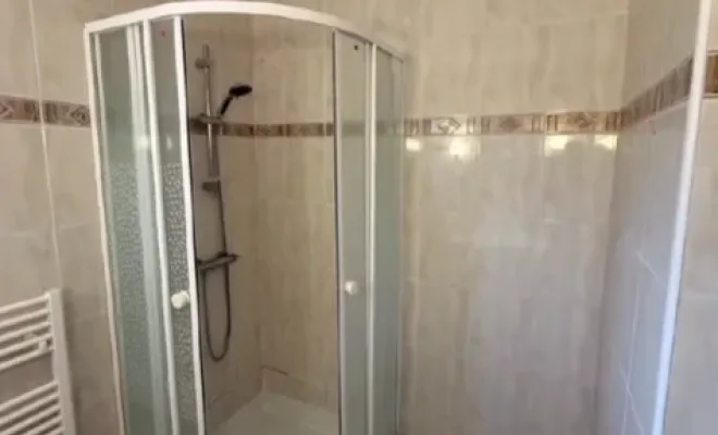 Rénovation complète de salle de bain à Biguglia, Biguglia, CINQUINI & CO